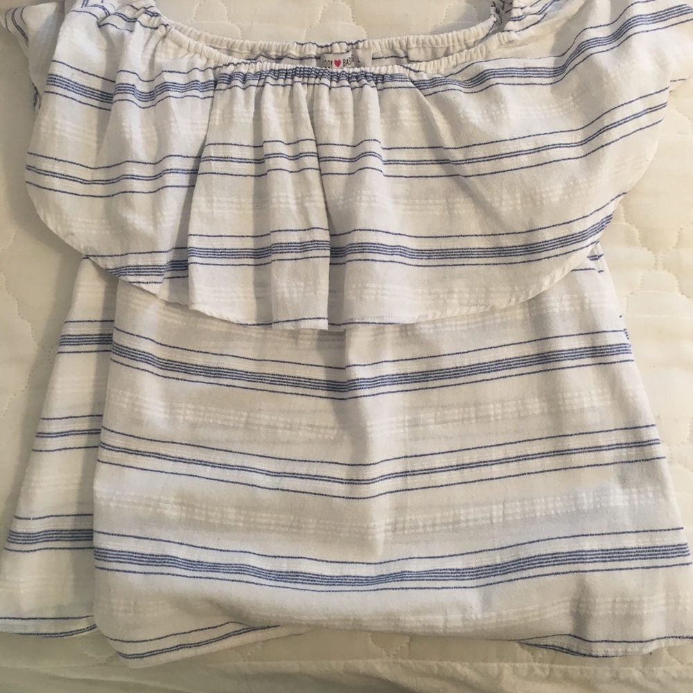 Off the Shoulder White Top!